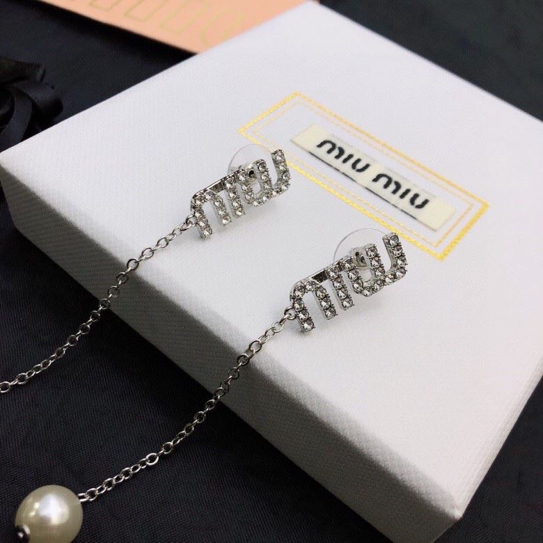 MIU MIU